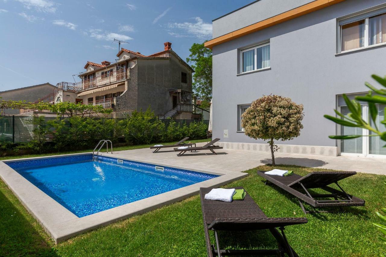Villa Isabella Pula Bagian luar foto